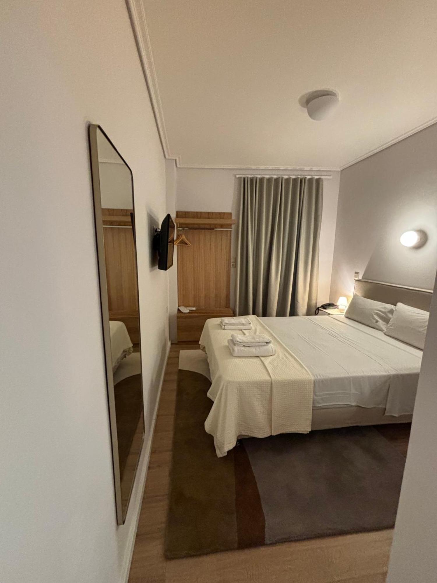 Hotel Maroussi Athens Room photo