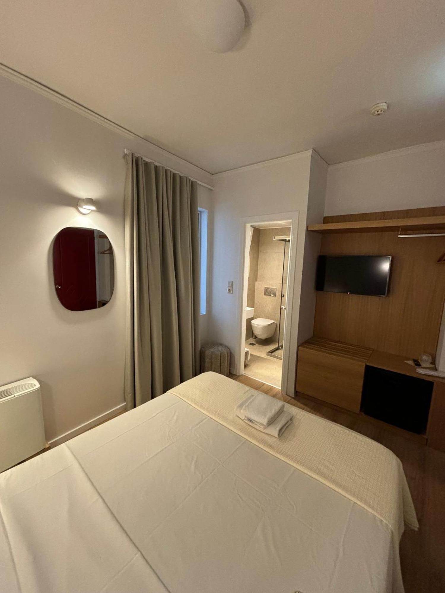 Hotel Maroussi Athens Room photo