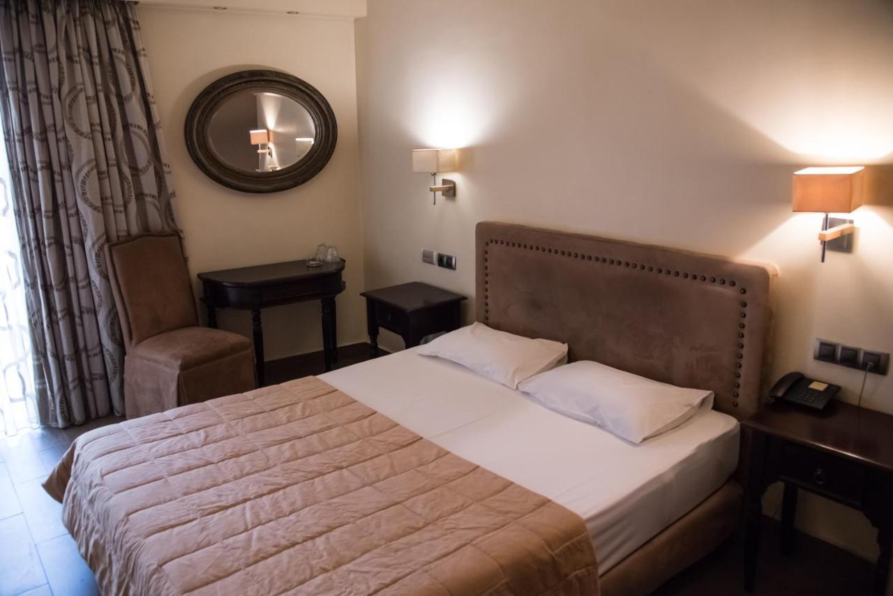 Hotel Maroussi Athens Exterior photo